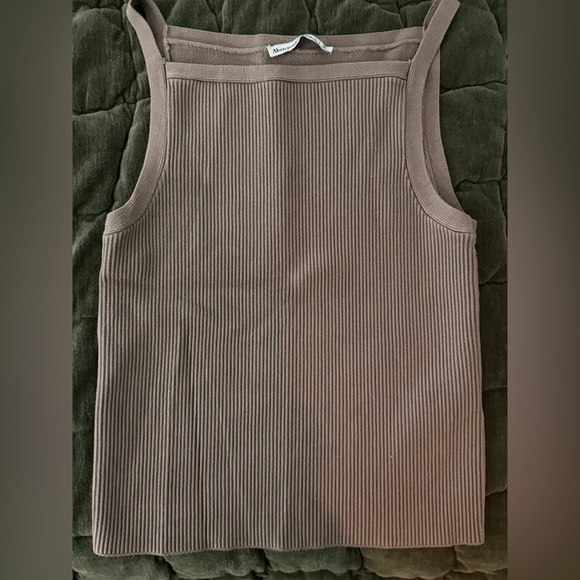 Abercrombie & Fitch Taupe Ribbed Top - Picture 4 of 5